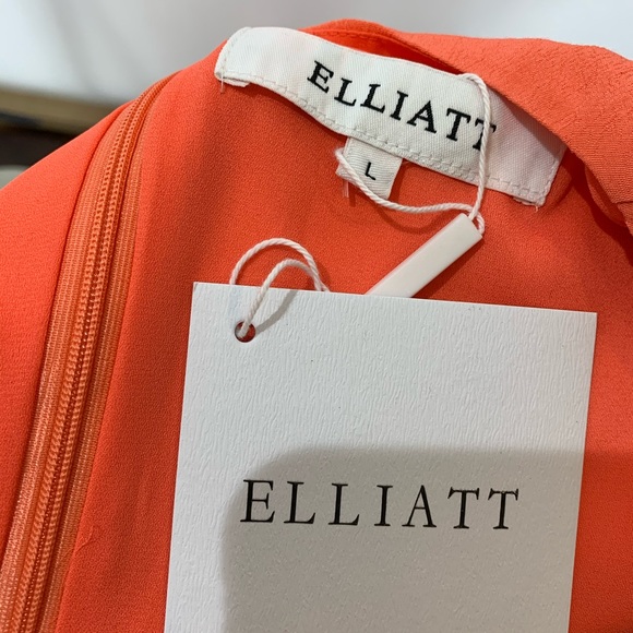 Elliatt Glow Dress Blood Orange flutter - Picture 7 of 7